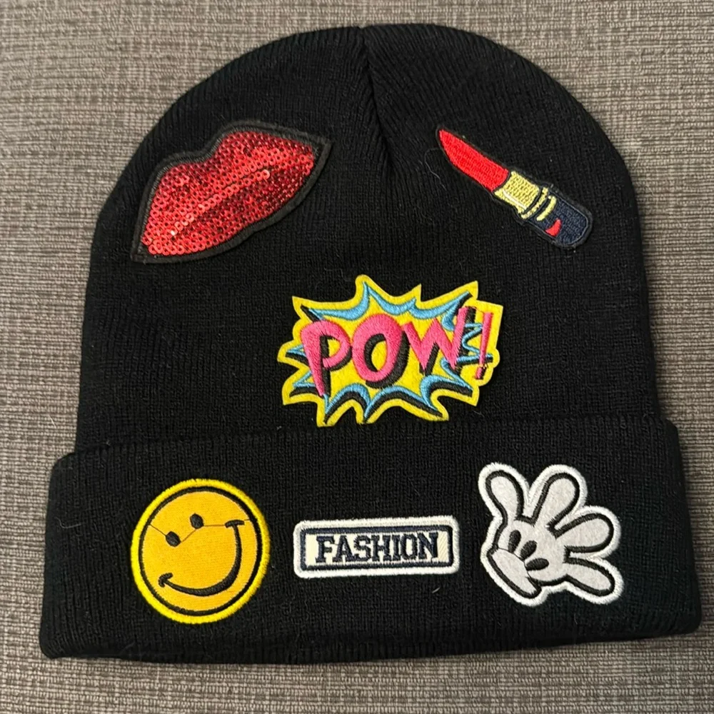 Knit hat - Picture 1 of 2